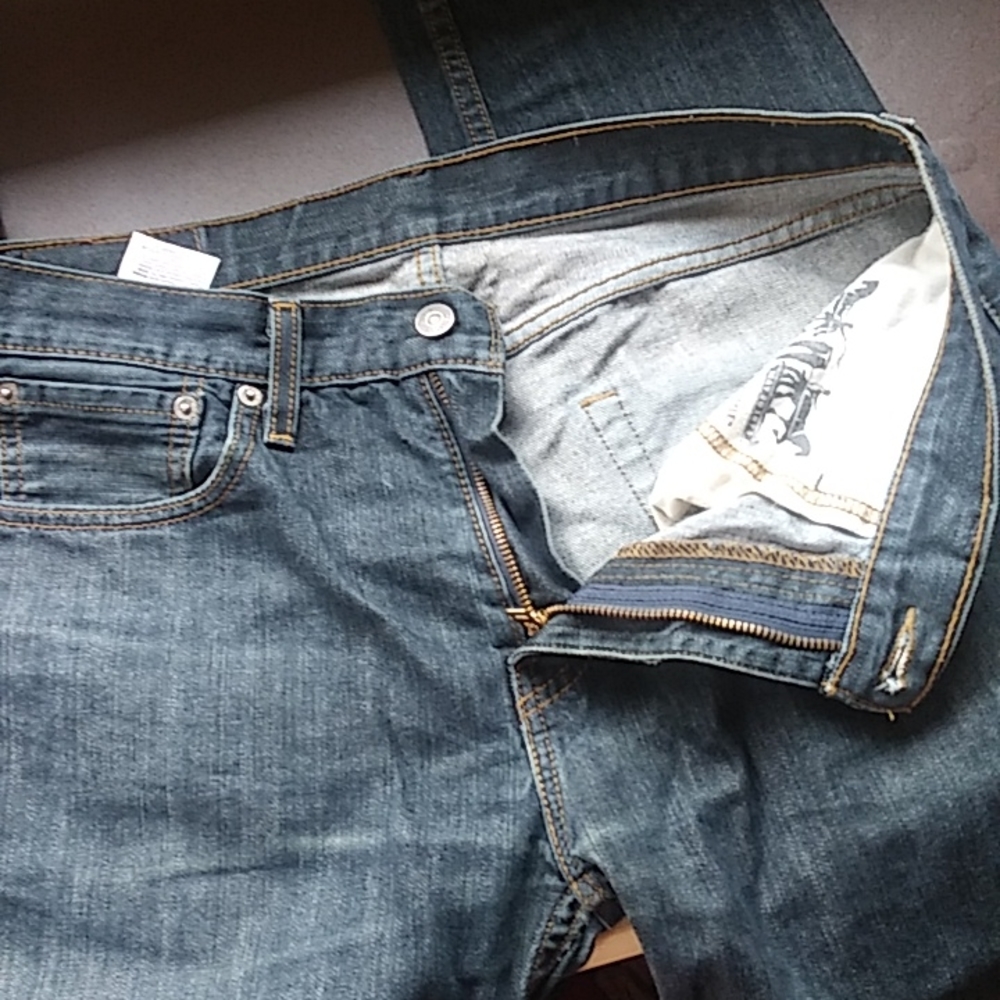 Levi's 502 32x34